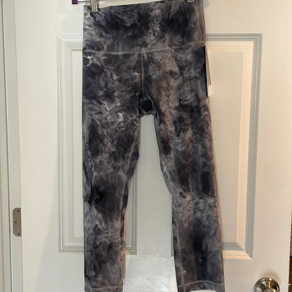 Lululemon Wunder Under Crop